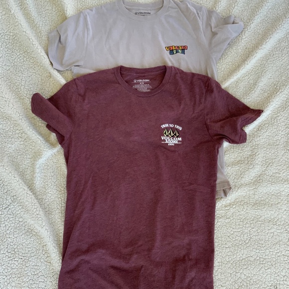 Volcom Other - Two each Volcom short sleeve T-shirts